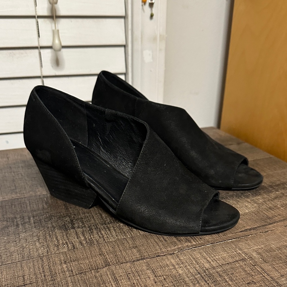 Eileen Fisher Black Open-Toe Heels